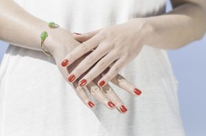 hands, fingernails, finger-1751637.jpg